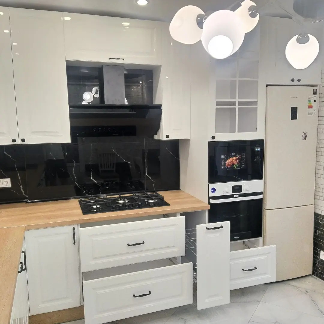 Обложка проекта: Кухня