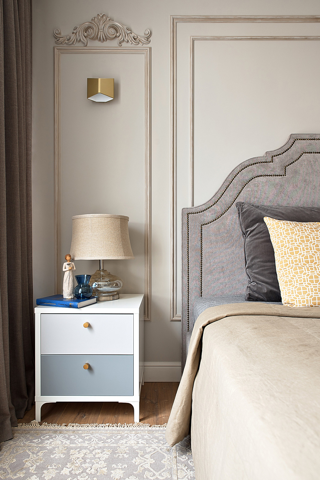 Интерьер с елочкой