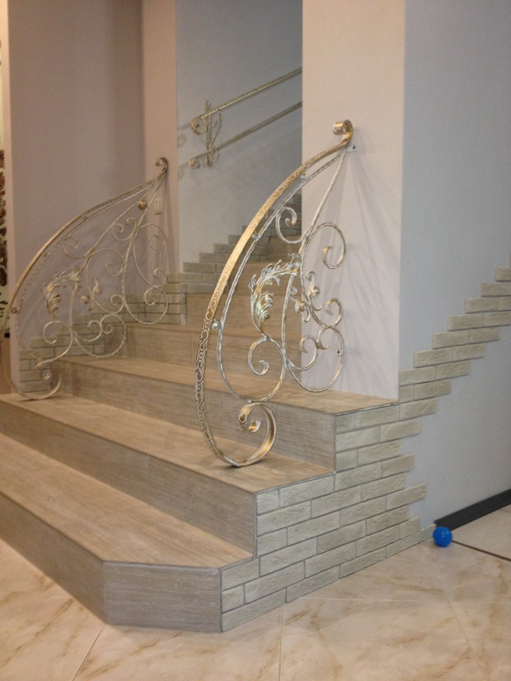 Обложка проекта: Лестница в частном доме