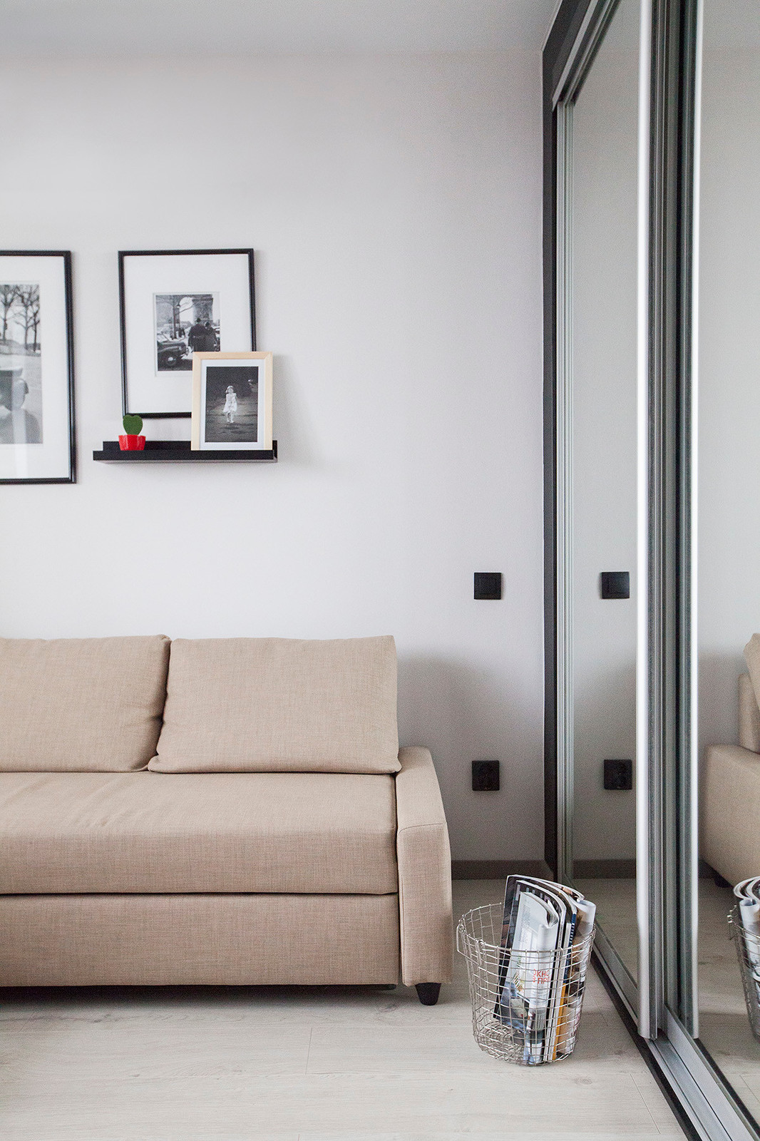 35: кухня в коридоре и спальня в нише