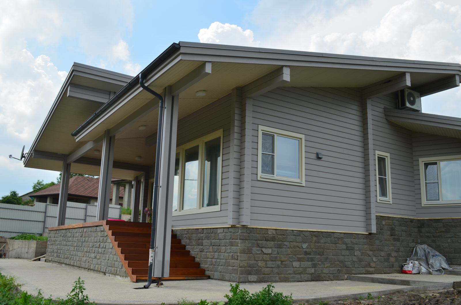 Hi Tech на берегу