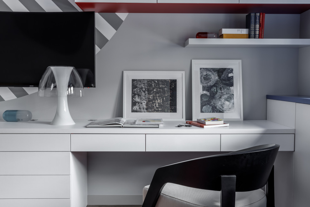 4-х комнатная квартира с черно-белой геометрией