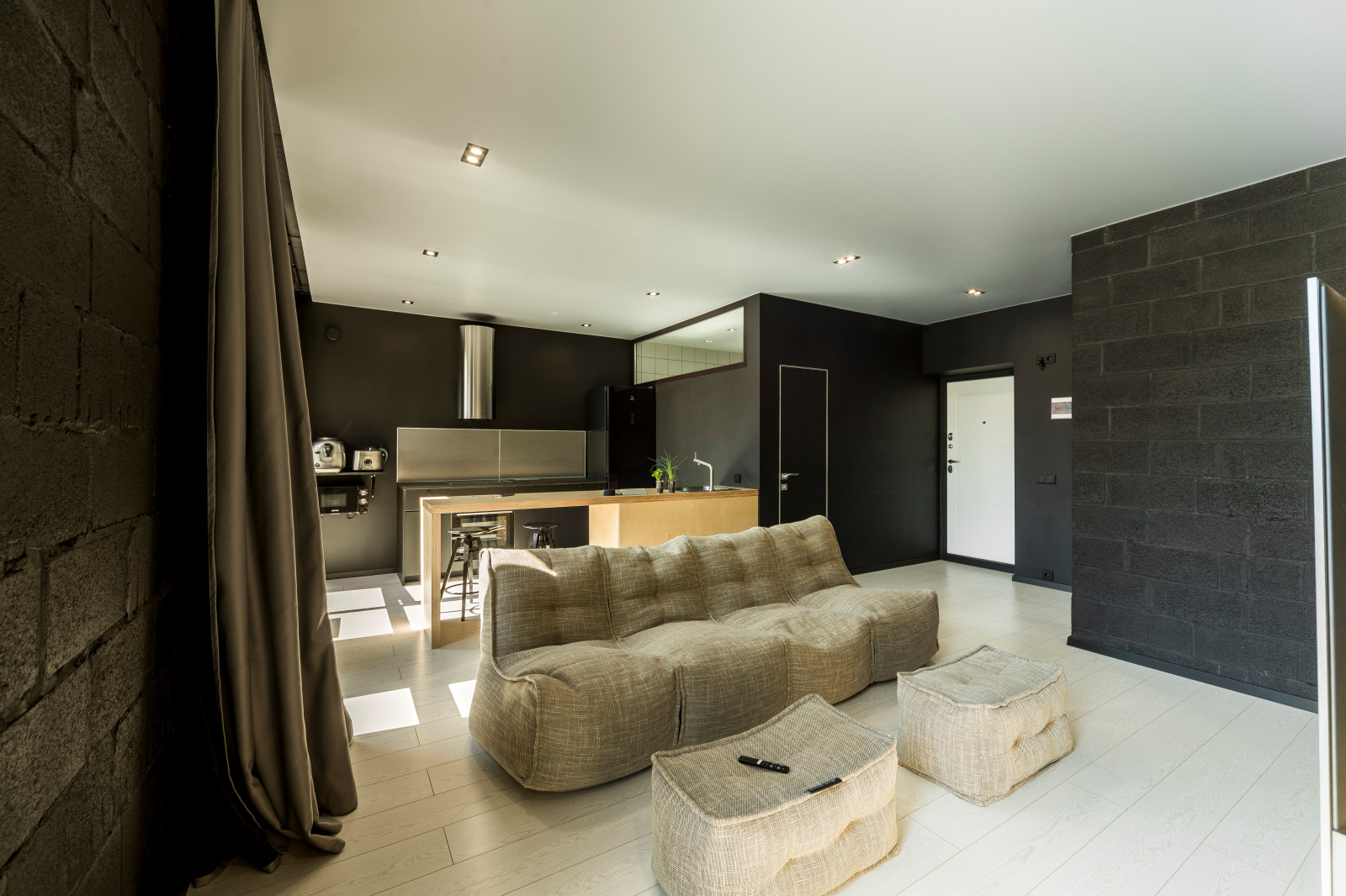 Квартира "h"