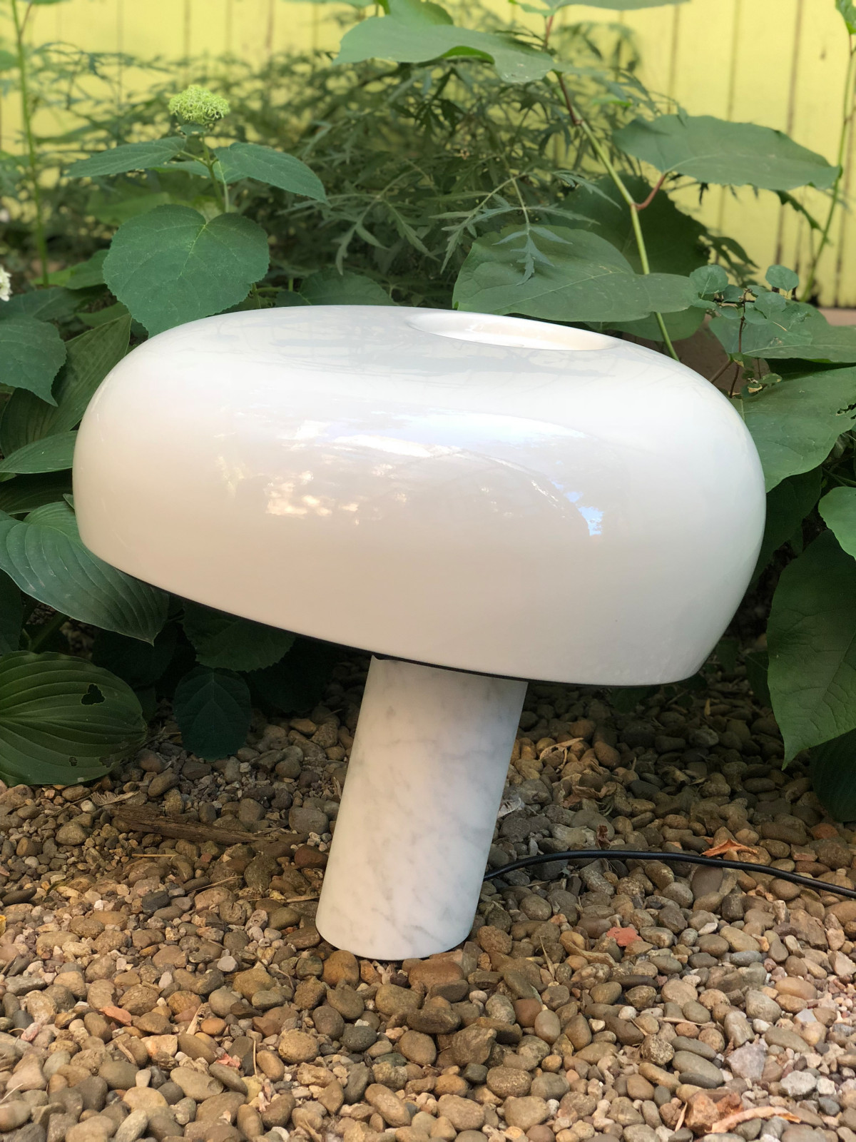 Обложка проекта: Коллекционный Snoopy Limited Edition в белом цвете в салоне «СВЕТИЛЬНИКИ»