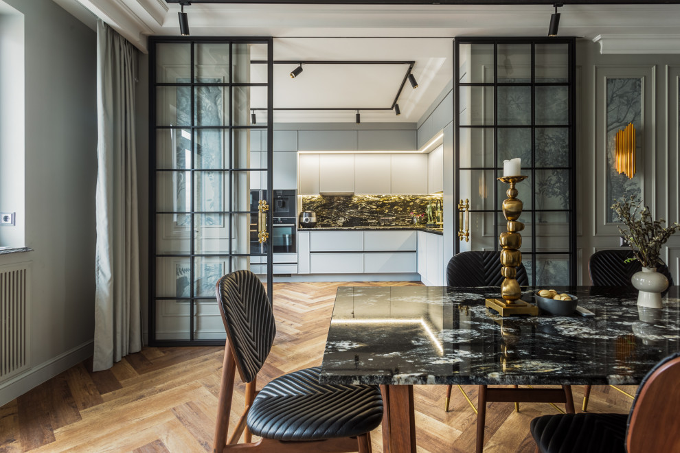 Двухуровневая современная квартира