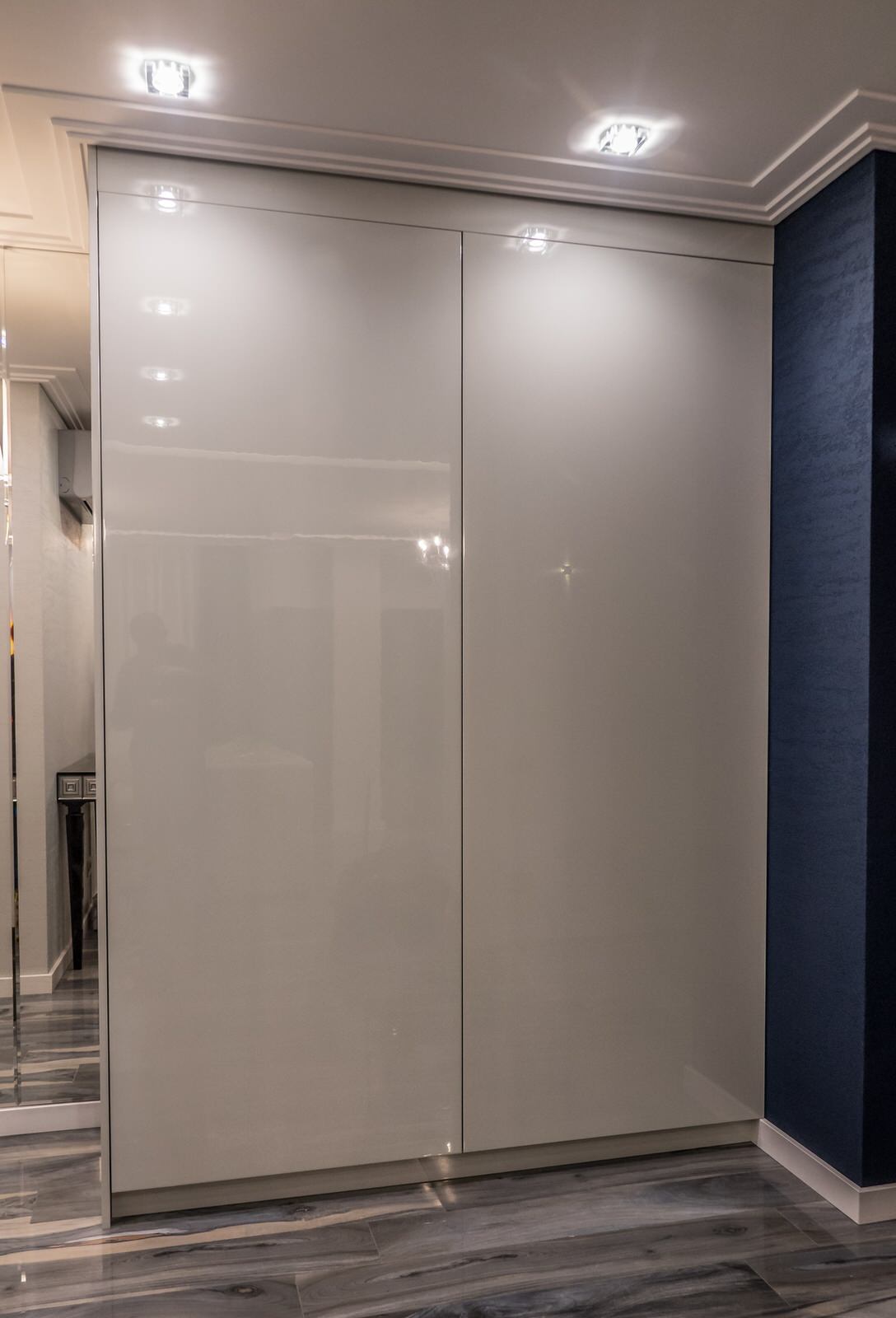 Обложка проекта: Шкаф в прихожую