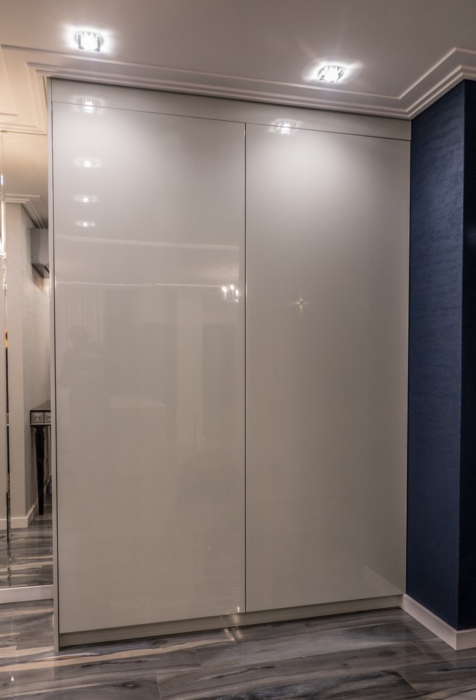 Обложка проекта: Шкаф в прихожую