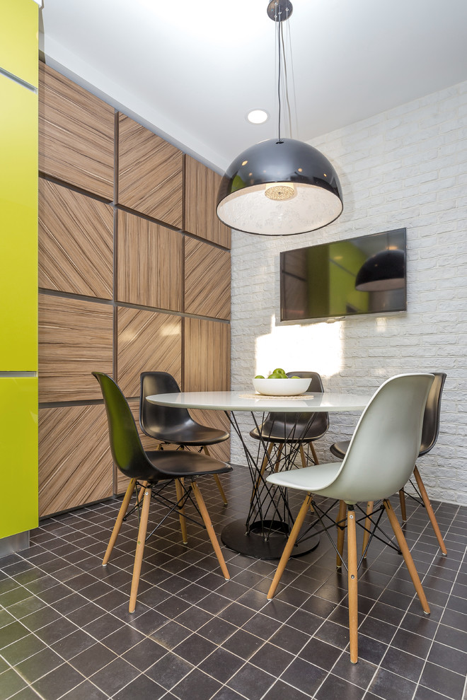 Проект 3-х комнатной квартиры в Санкт-Петербурге. Реализация 2013г