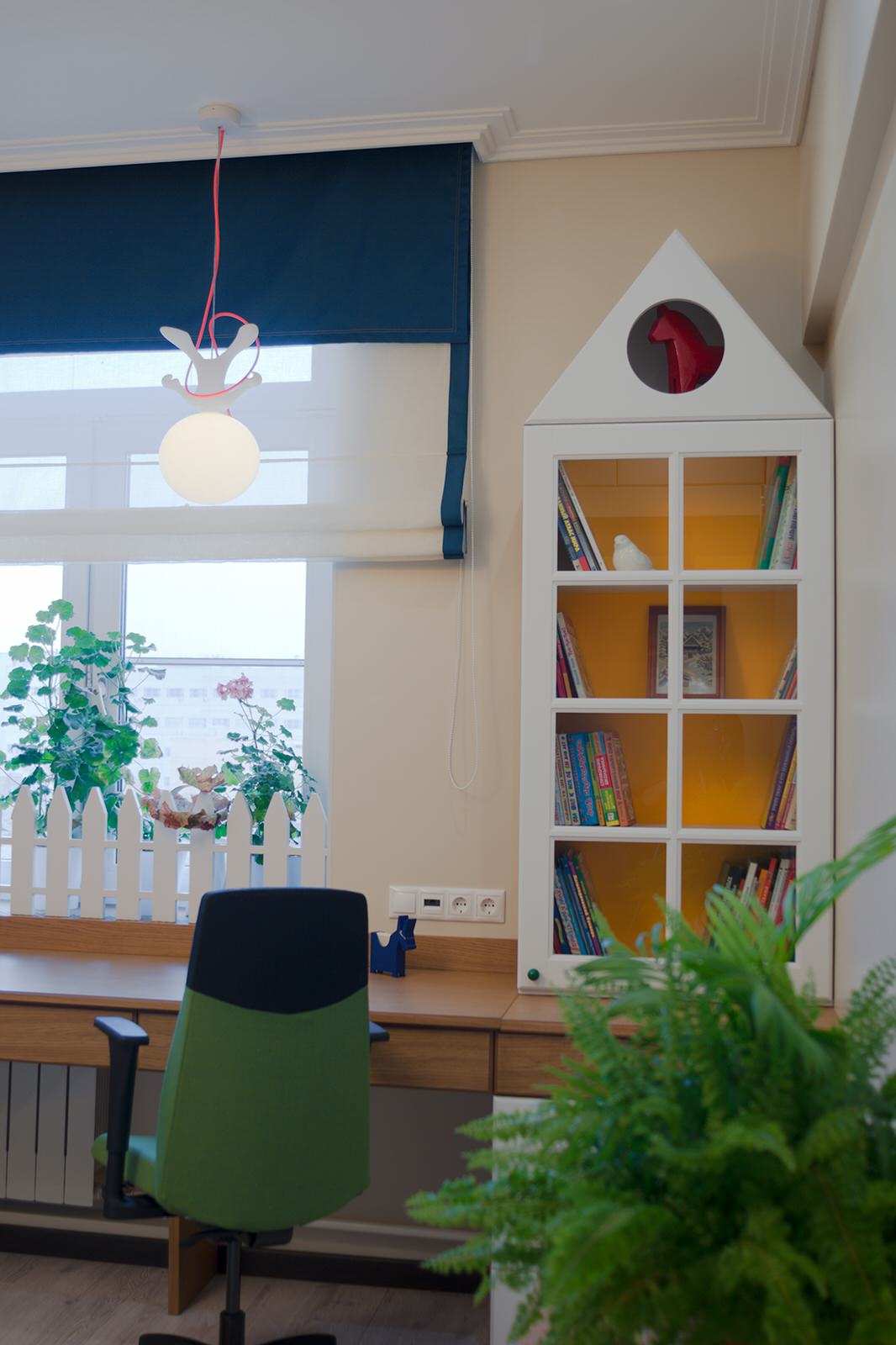 Четверо вместе,не считая кота.