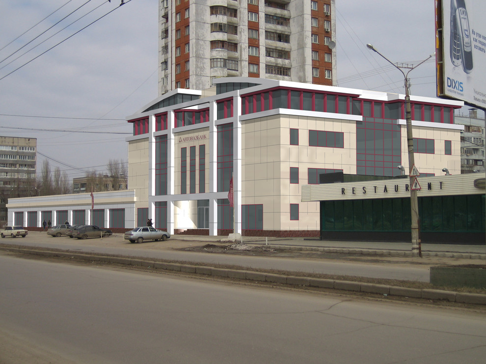 Варианты фасадов по головному офису Автовазбанка на ул.Голосова