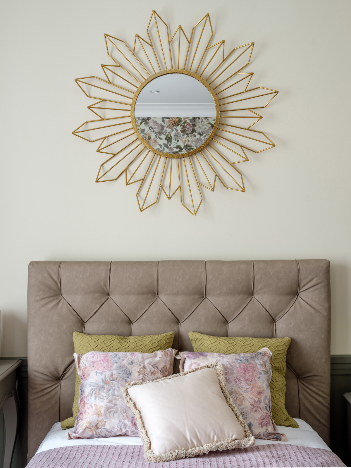 Трехкомнатная квартира в ЖК Крестовский de luxe - 129м²