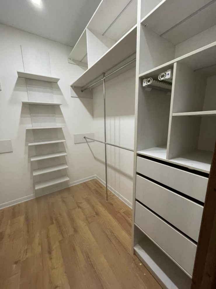 Гардеробная с подсветкой