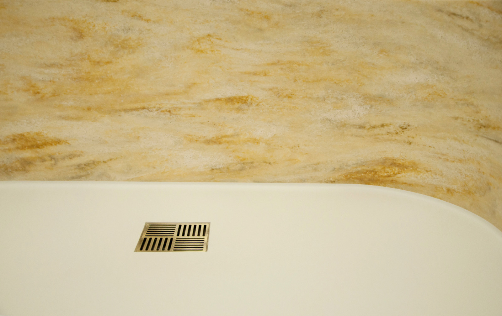 Душевая кабина из искусственного камня Corian