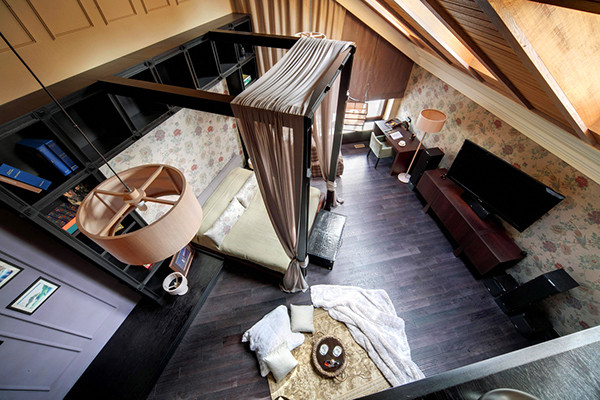 Residential for a poetess