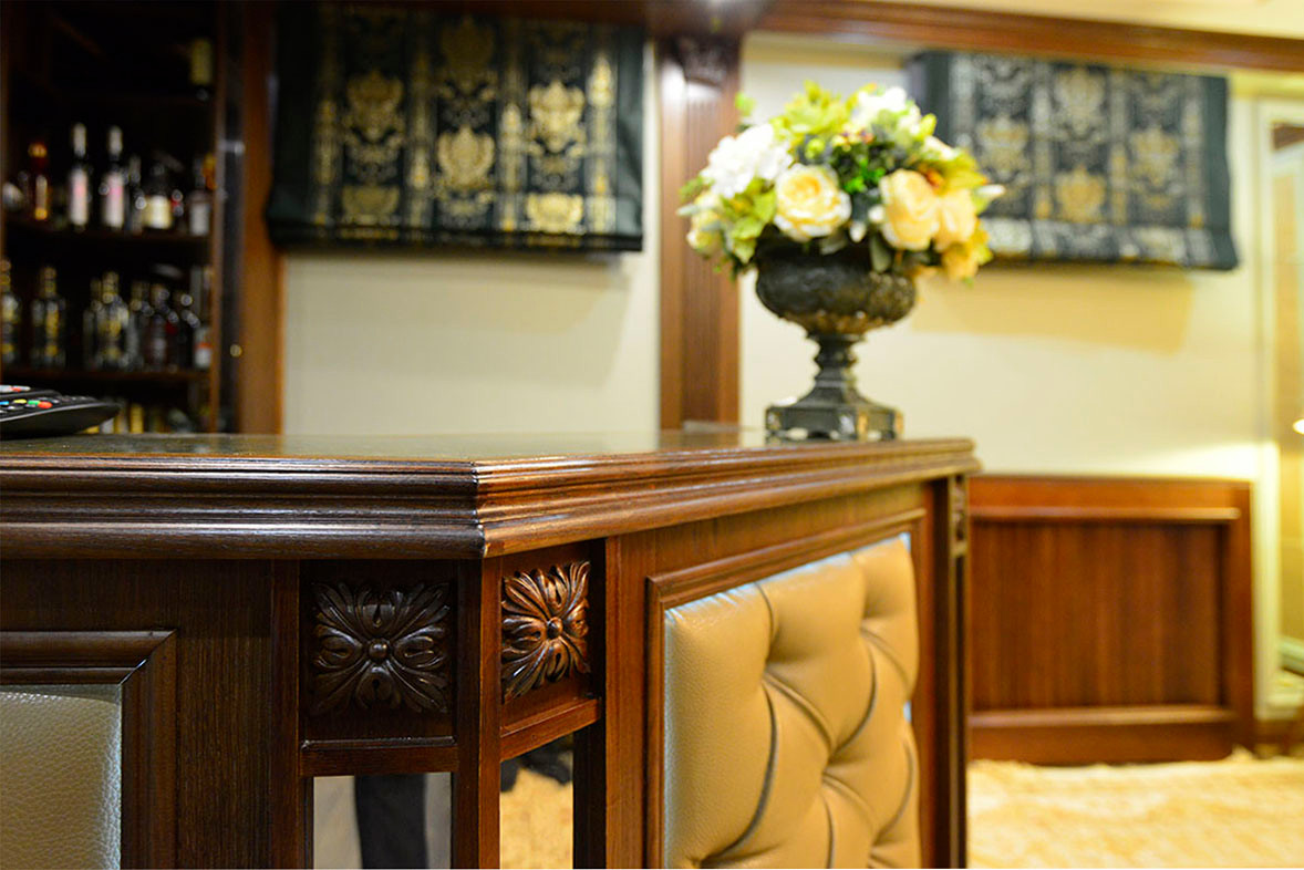 Бильярдная в загородном доме