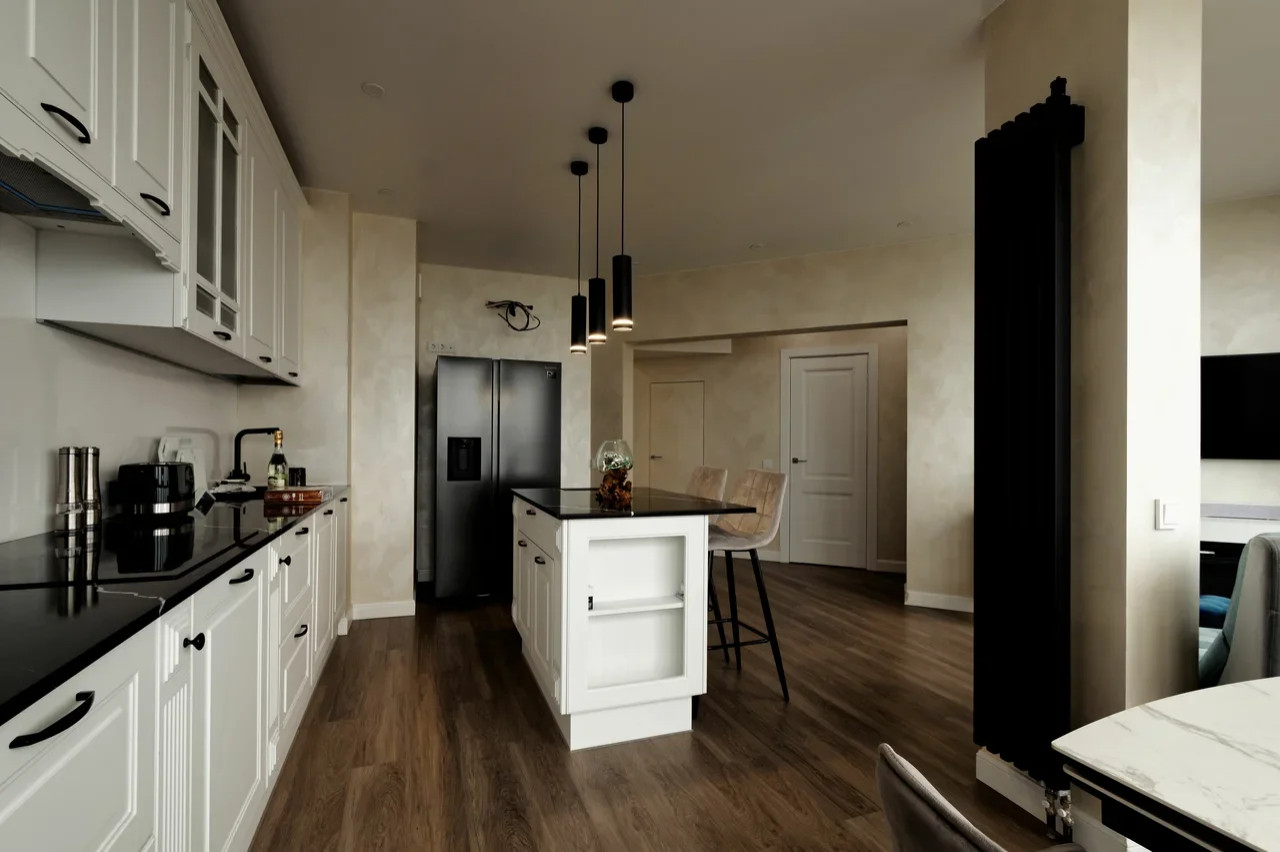 Двухуровневая квартира с видом на озеро Лахта