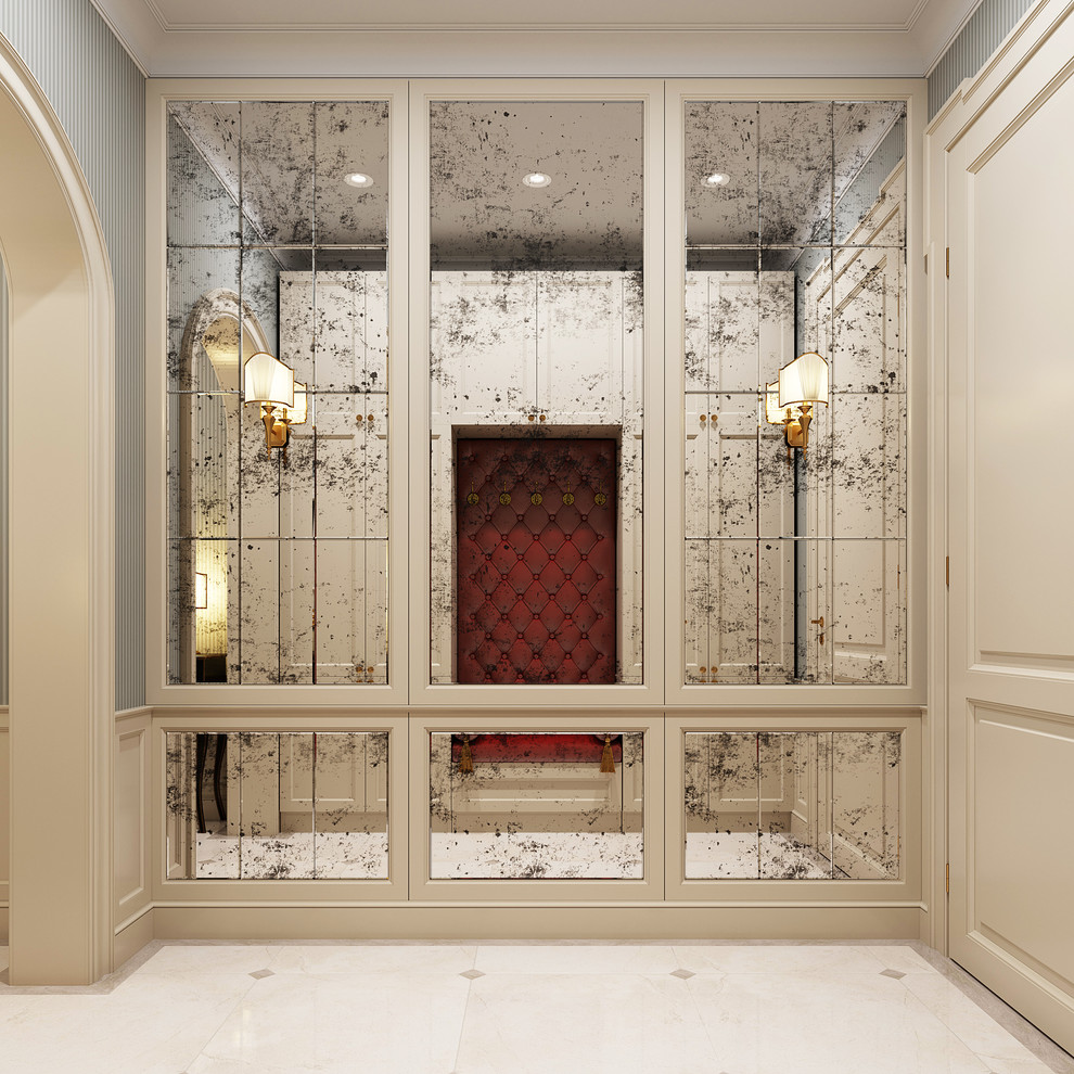 Прихожая в стиле легкой классики