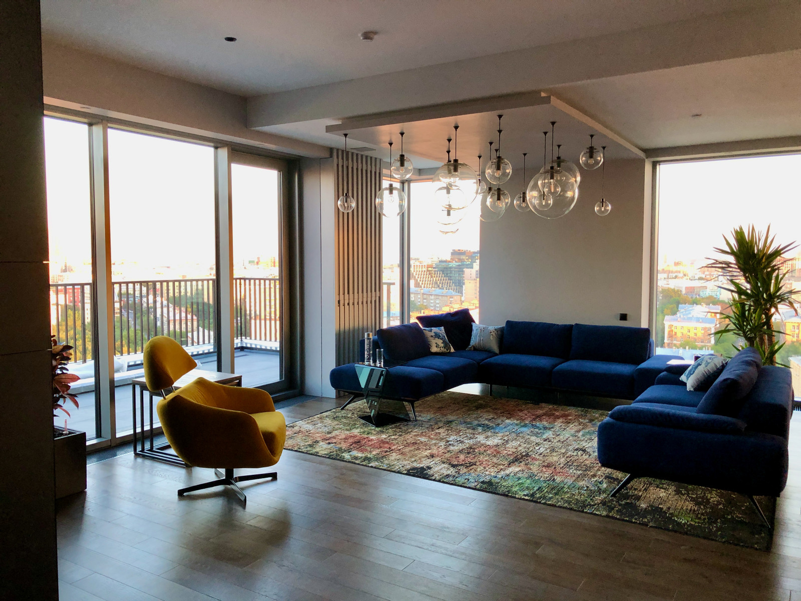 Обложка проекта: Московский офис компании