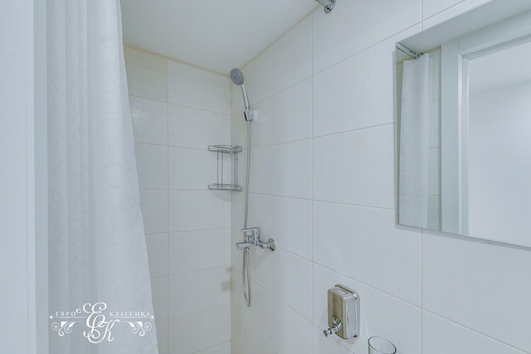 Обложка проекта: Мини отель на Суворовском.