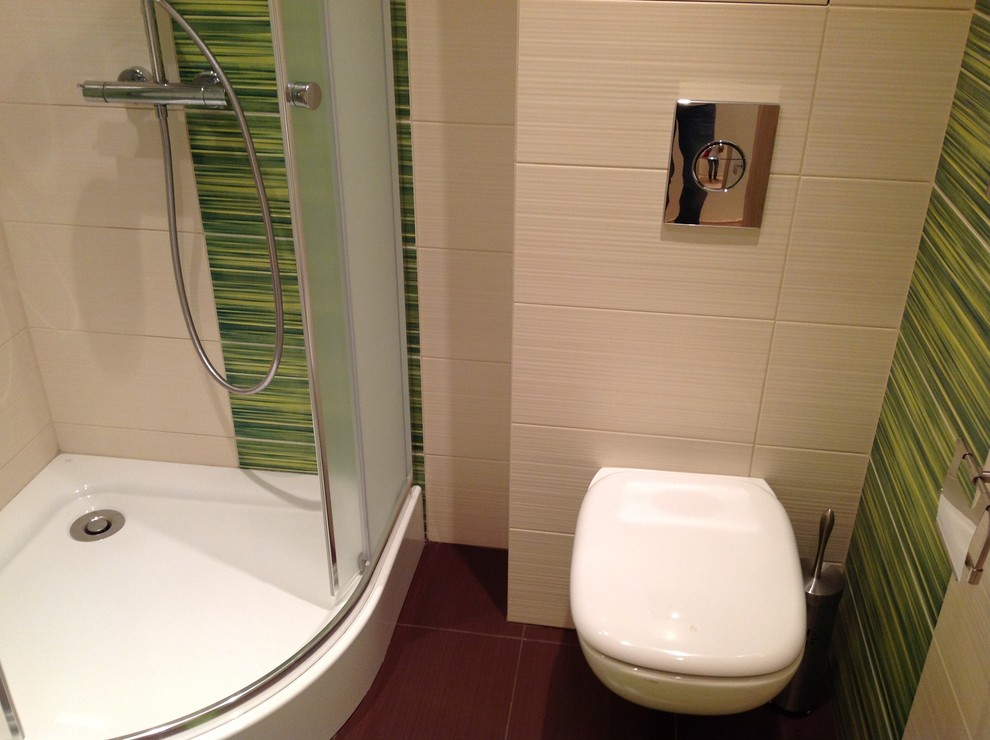 м. Молодежная