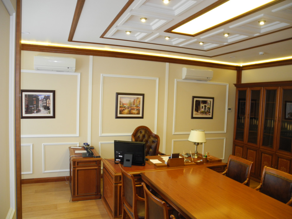 Кабинет в классическом стиле