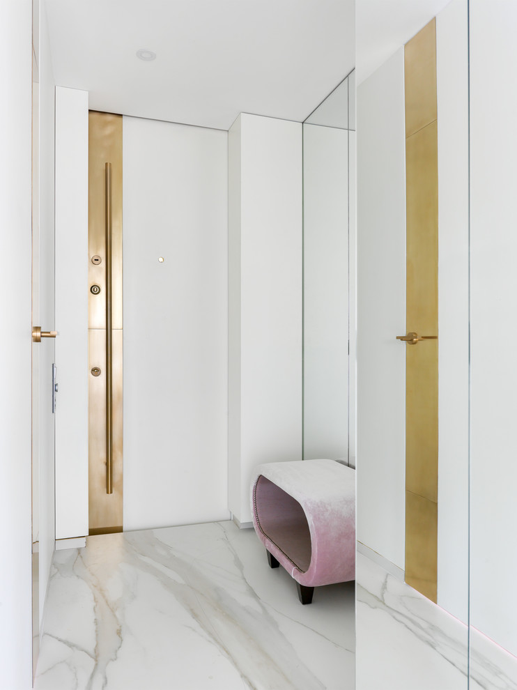 Зеркальная квартира