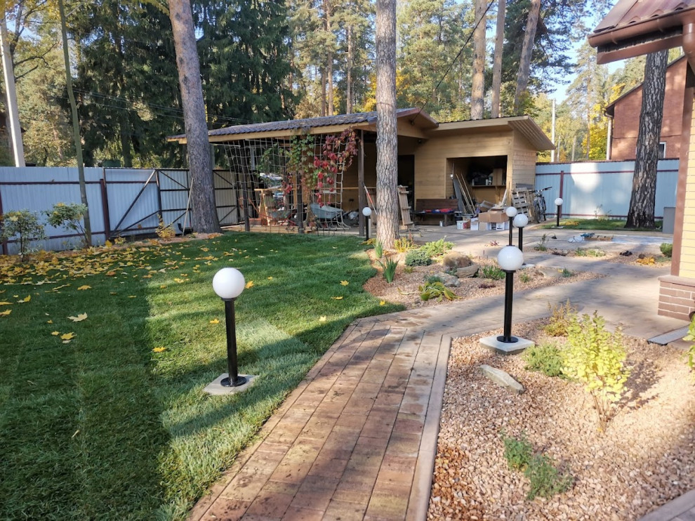 Реализация ландшафтного проекта на площади 300м2.