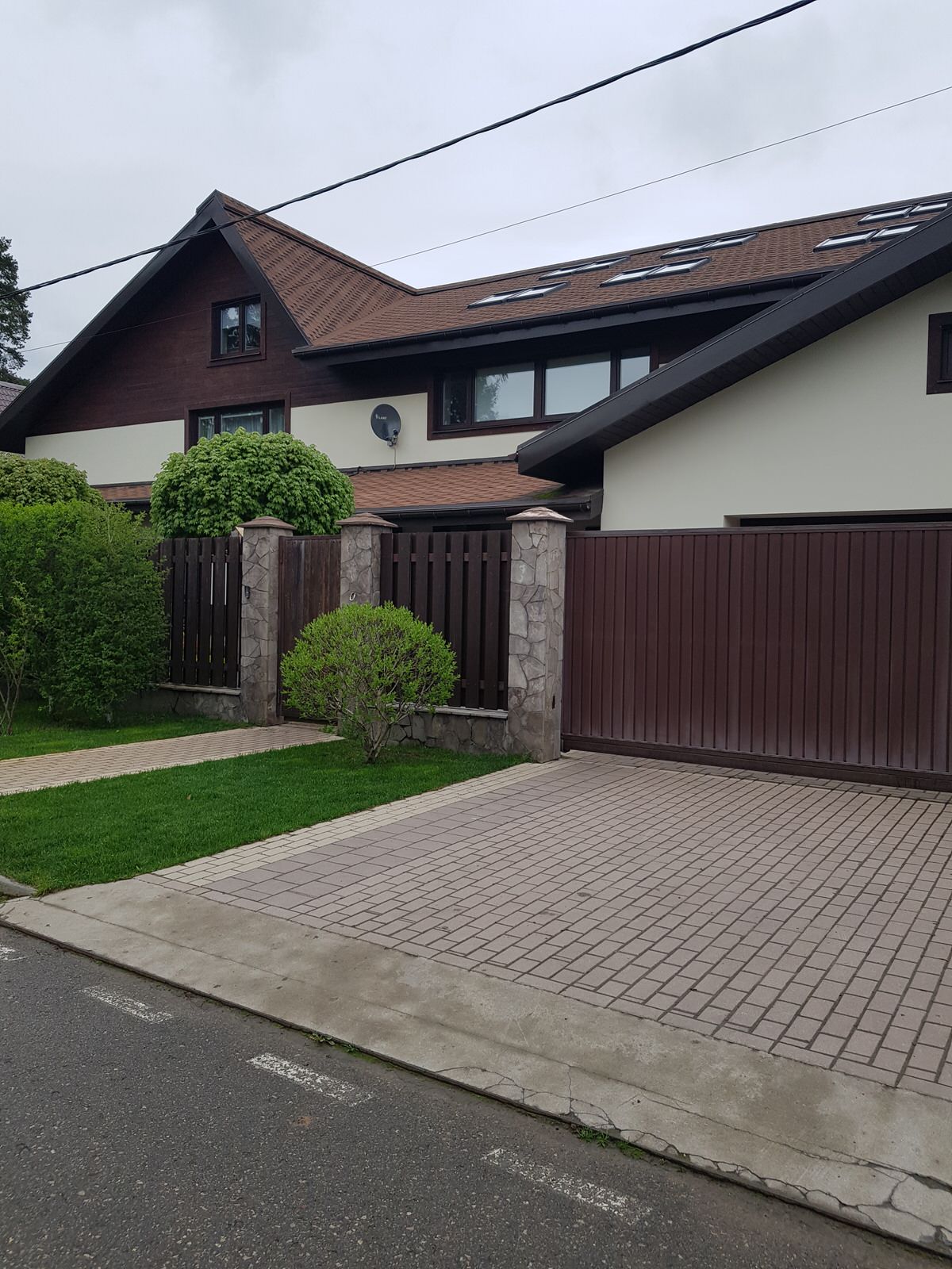 Дом в Александровке