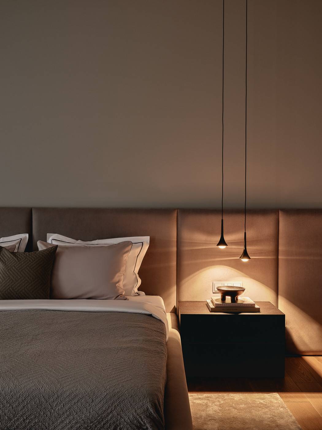 Основная спальня. Ночная подсветка