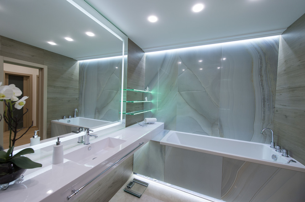 Суворовский