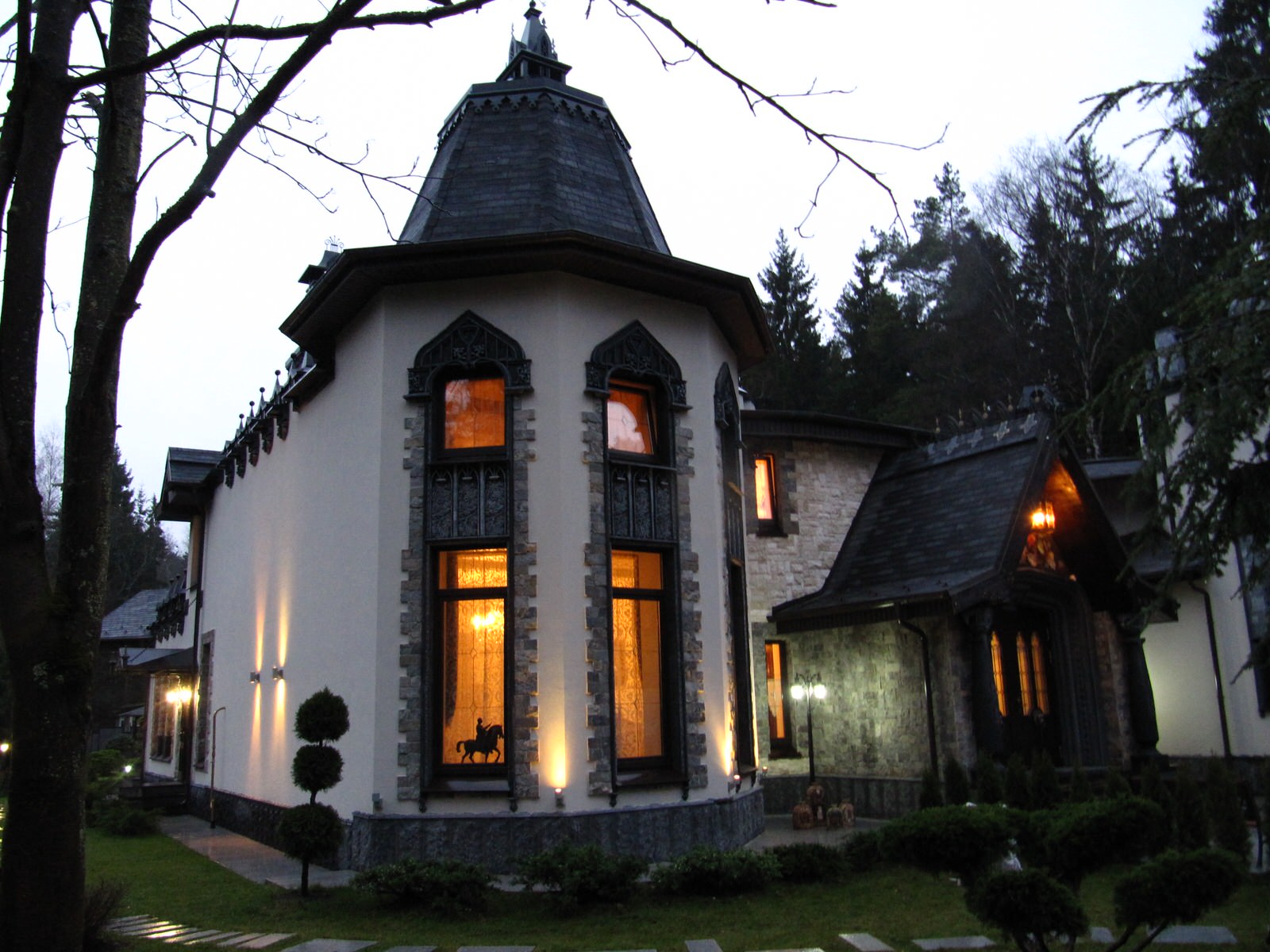 частный особняк  с. Троицкое