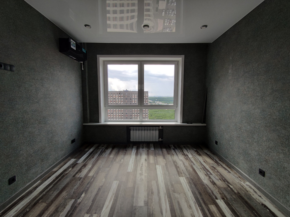 Черная спальня без мебели