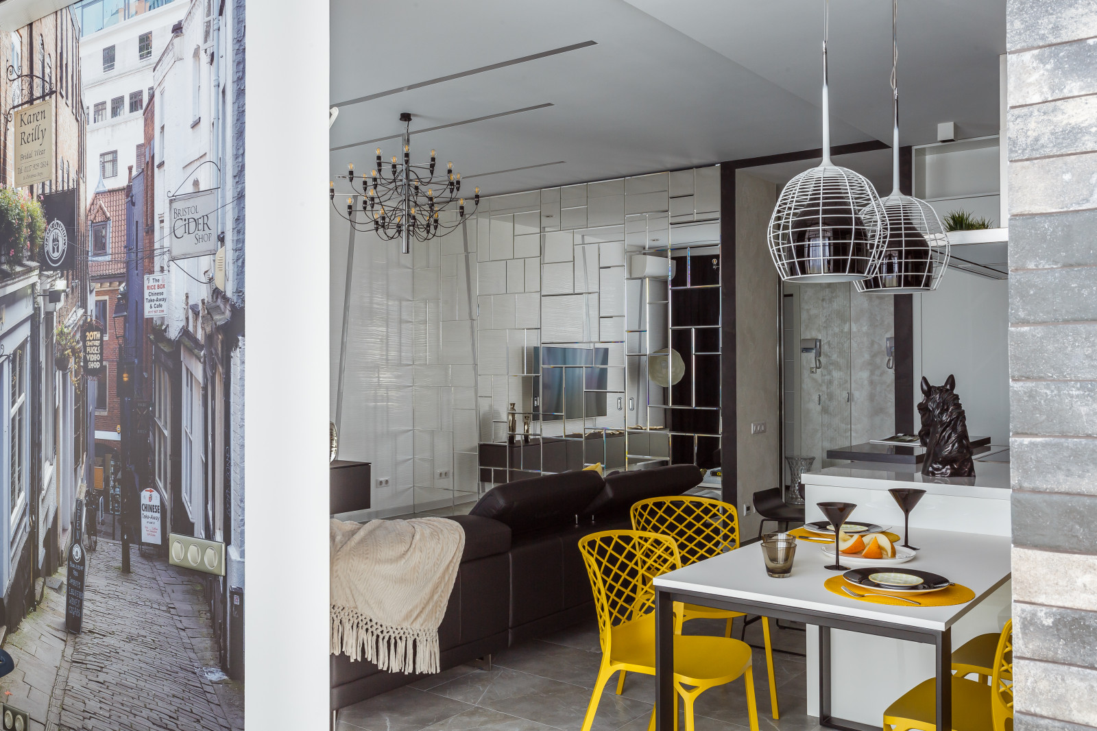 Фото кухни реализованного проекта квартиры ЖК "Адмирал".