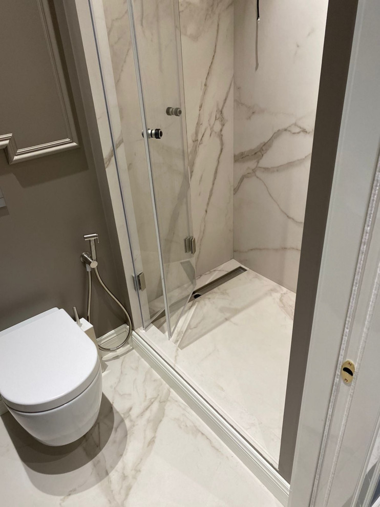 Стеклянная перегородка в душевую