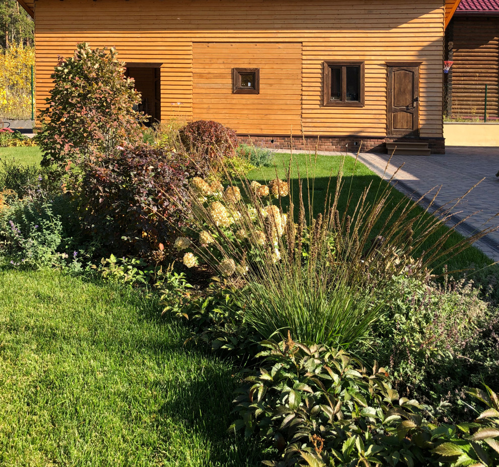 Усадьба на краю леса