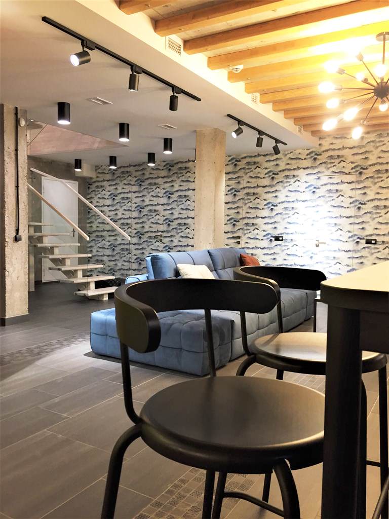 Мужская обитель.