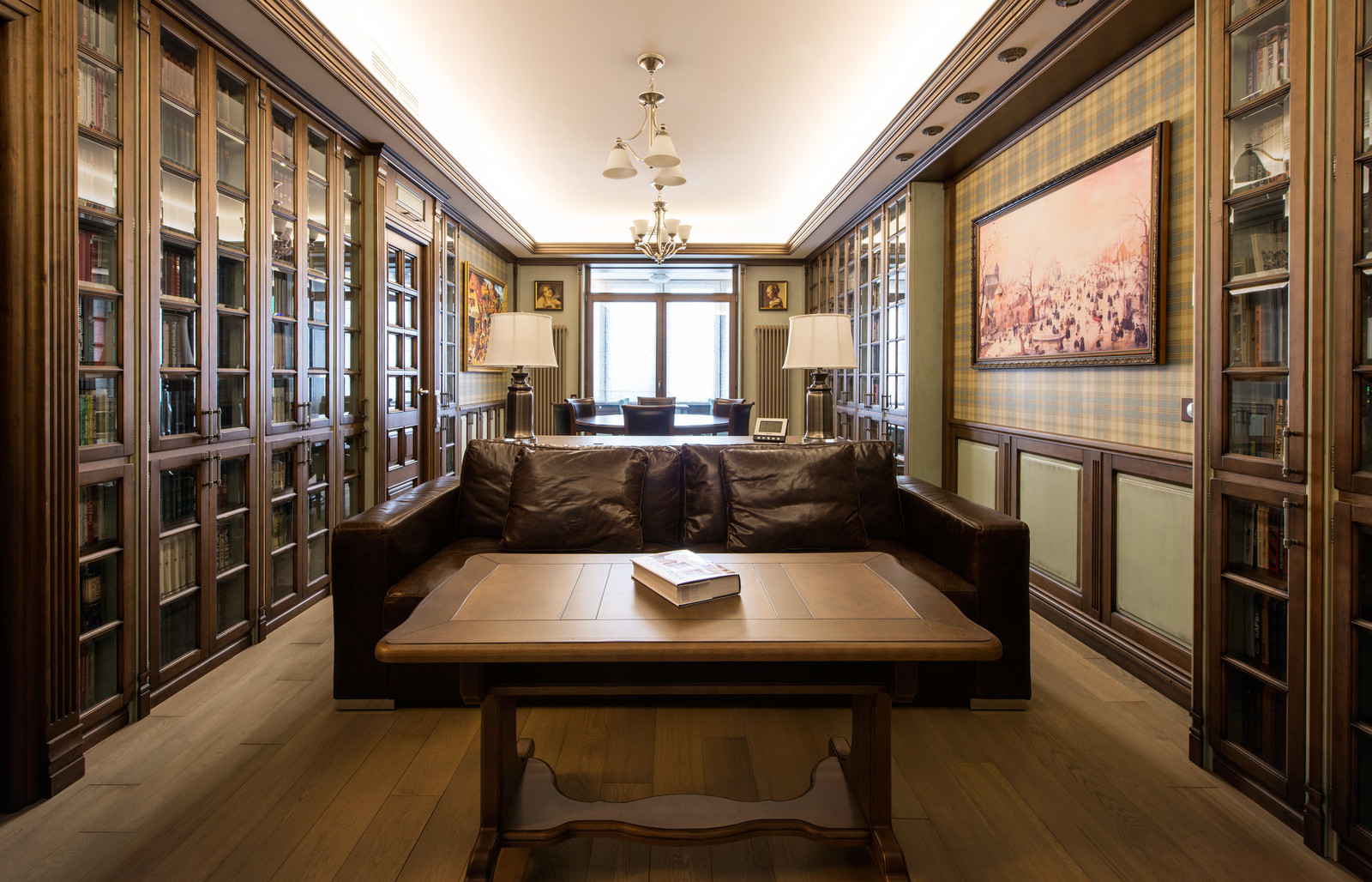 Гостиная-библиотека