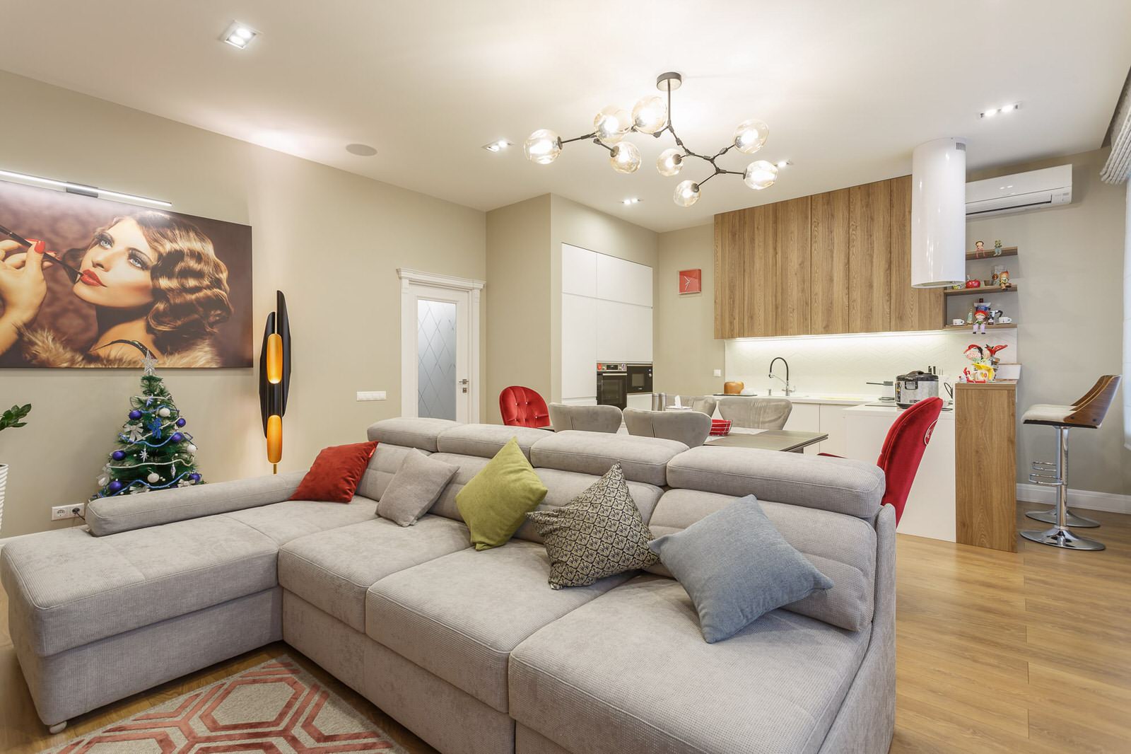 Современная квартира в ЖК "Символ", 95 кв.