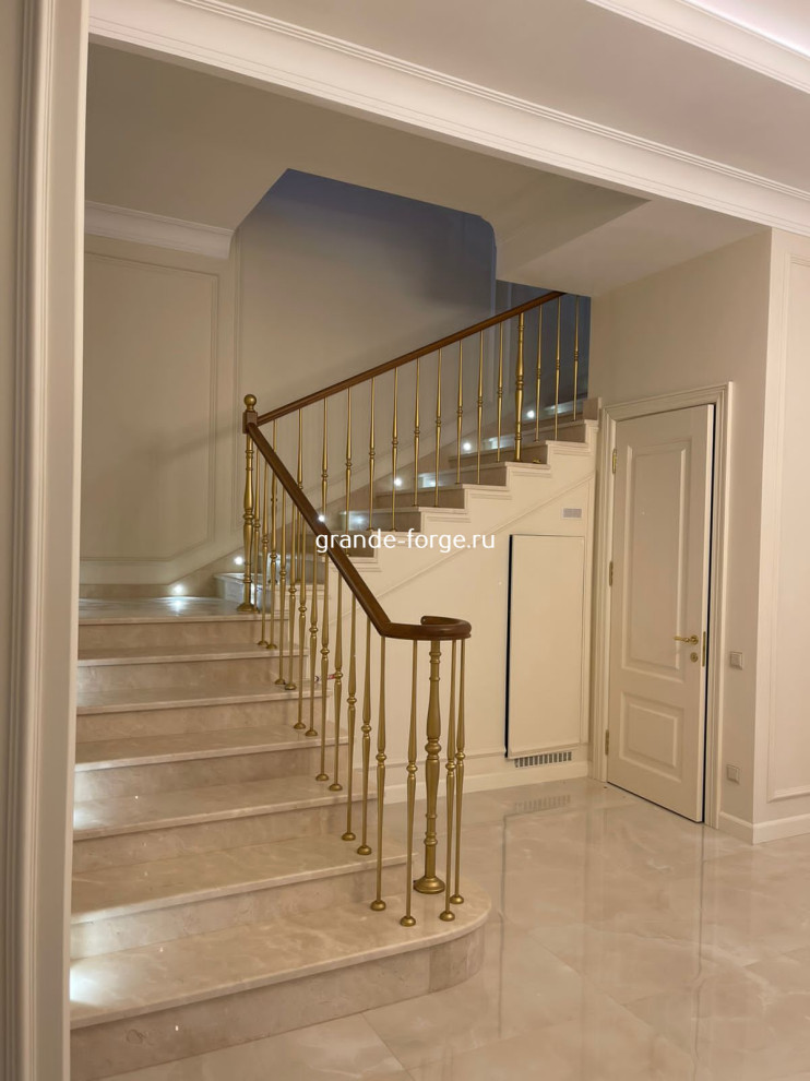 Лестница, стальное ограждение, фабрика Grande forge(Франция), коллекция "Рондо"