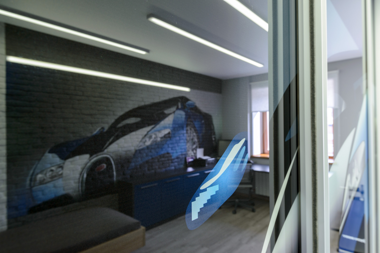 apartment with aquarium