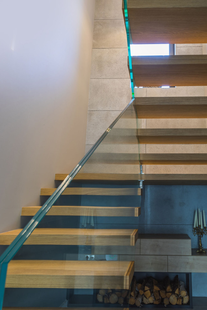 Обложка проекта: Консольная лестница в загородном доме