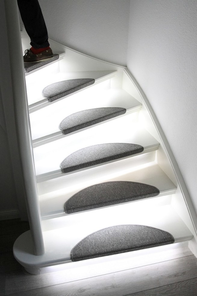 led stairs