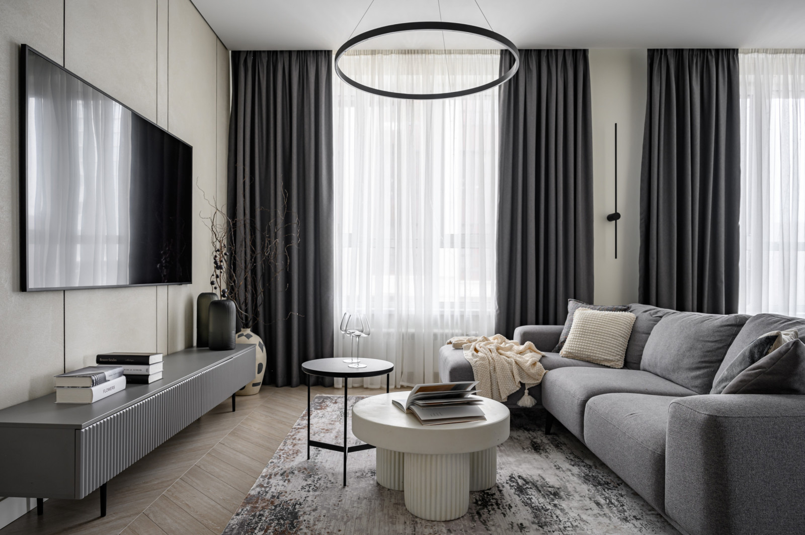 Публикация в журнале REDESIGN.  Реализованный дизаин-проект в "ЖК Огни"