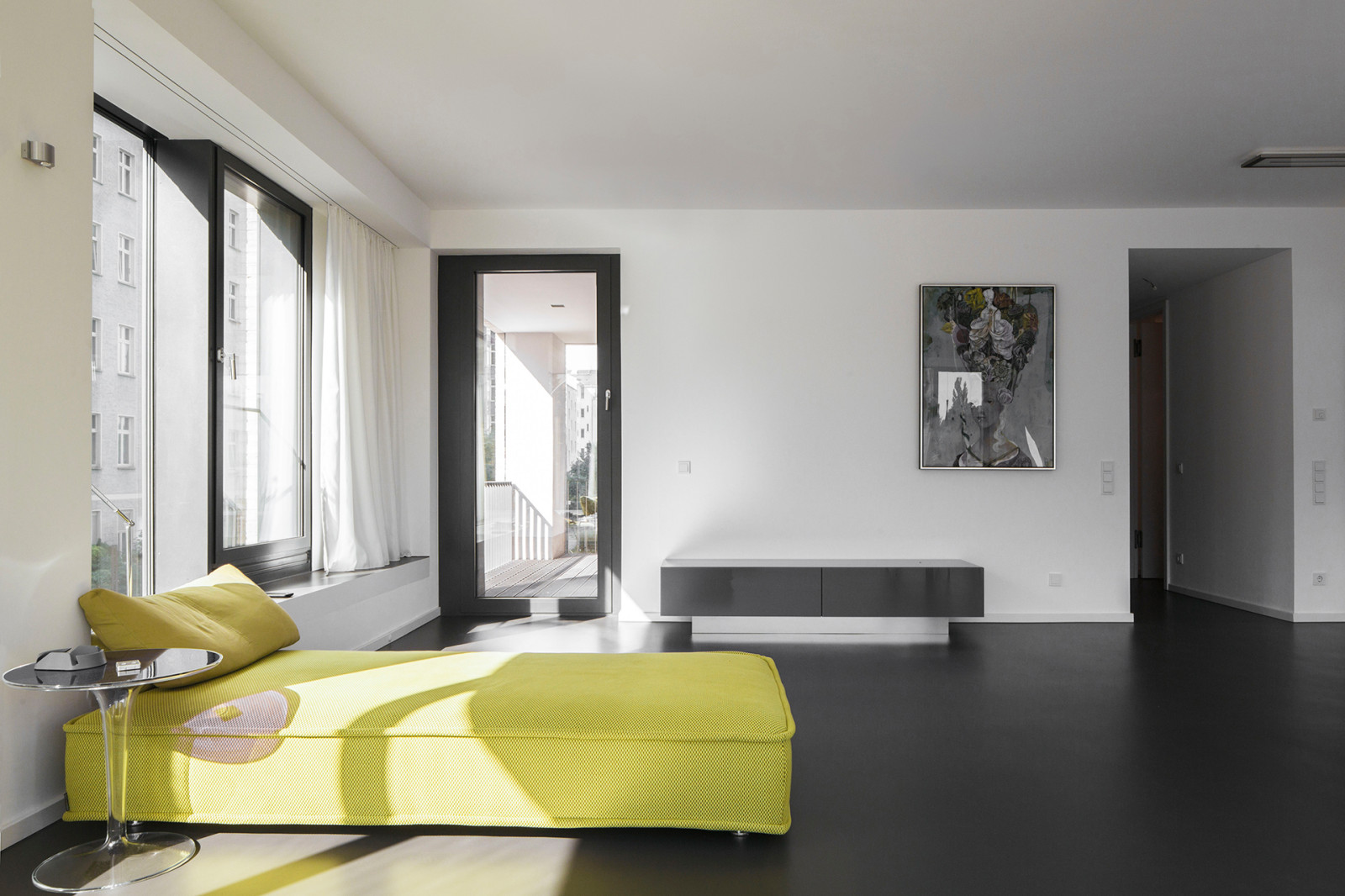 Обложка проекта: Студия в Берлине