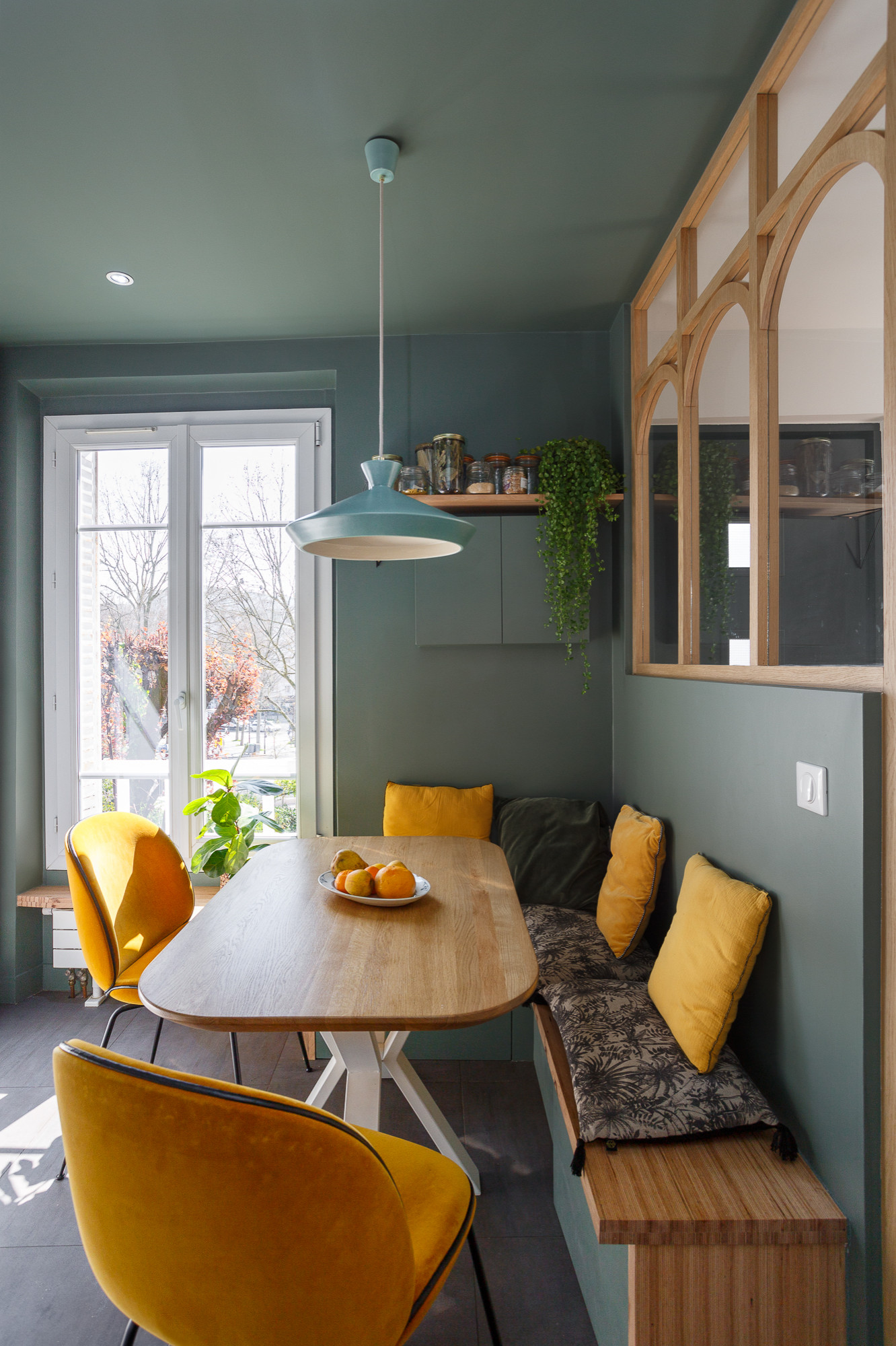 Фотоохота: 27 кухонных уголков на французский манер