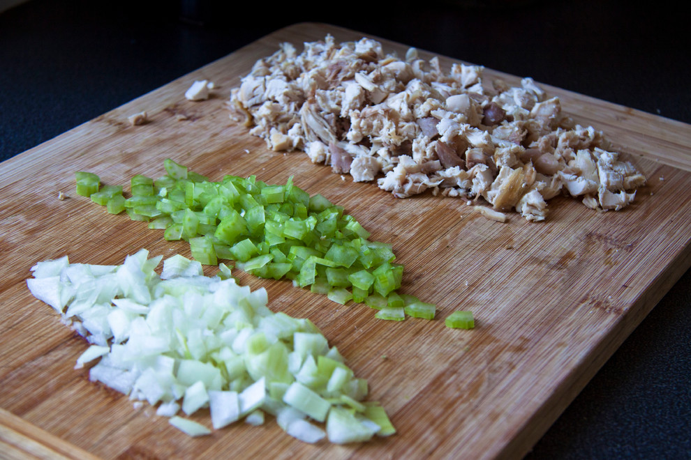 DIY: Пирог-солнце из слоеного теста, сыра и овощей