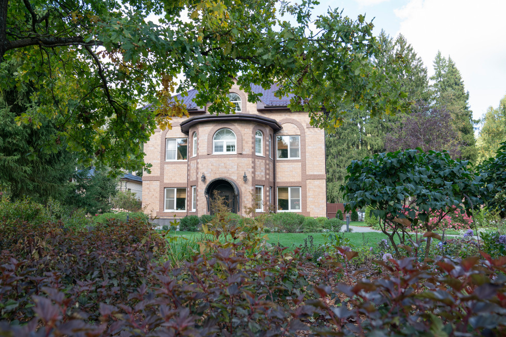 Таймлайн: 11 месяцев на реконструкцию сада 45 соток