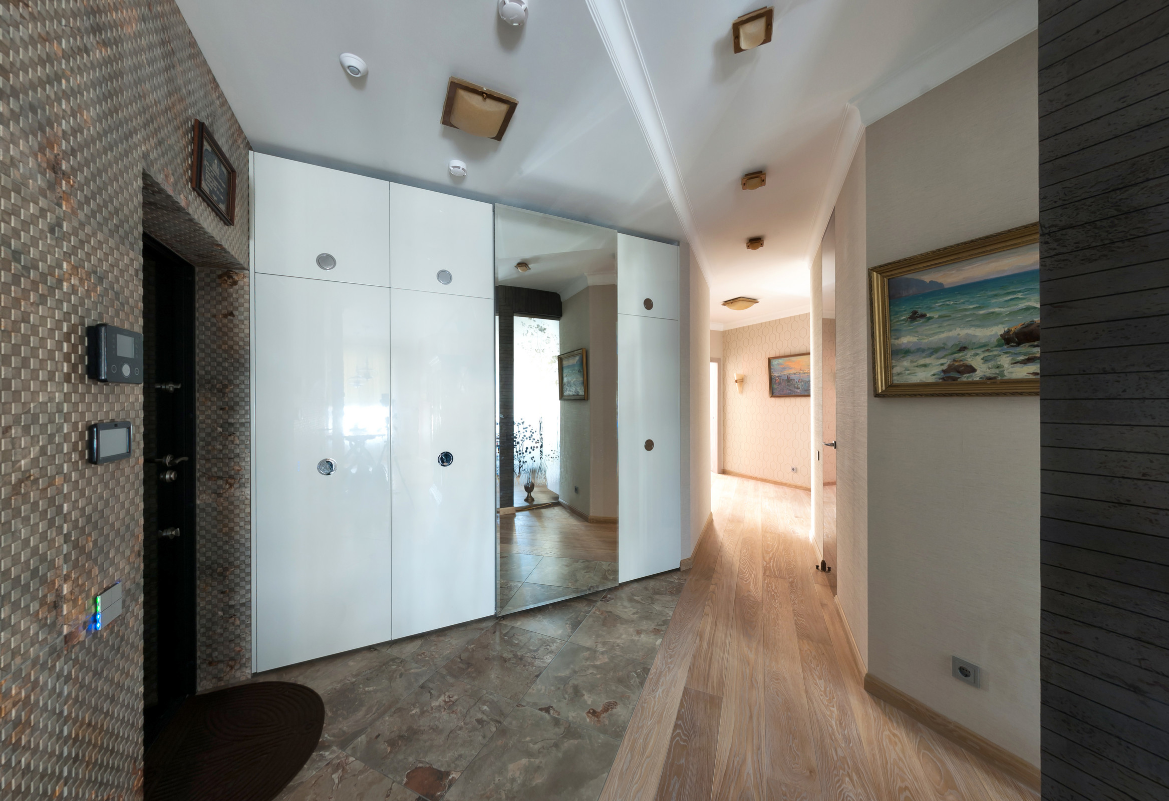 Умный дом и система безопасности