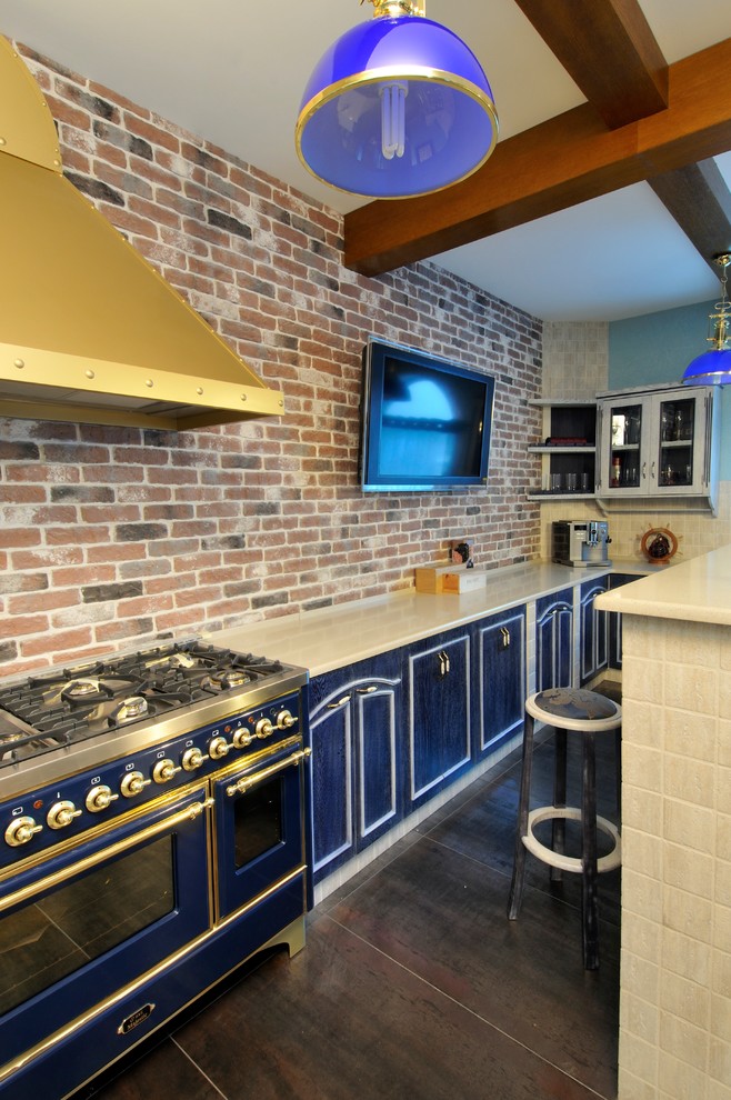 Яхт клуб "Командор"