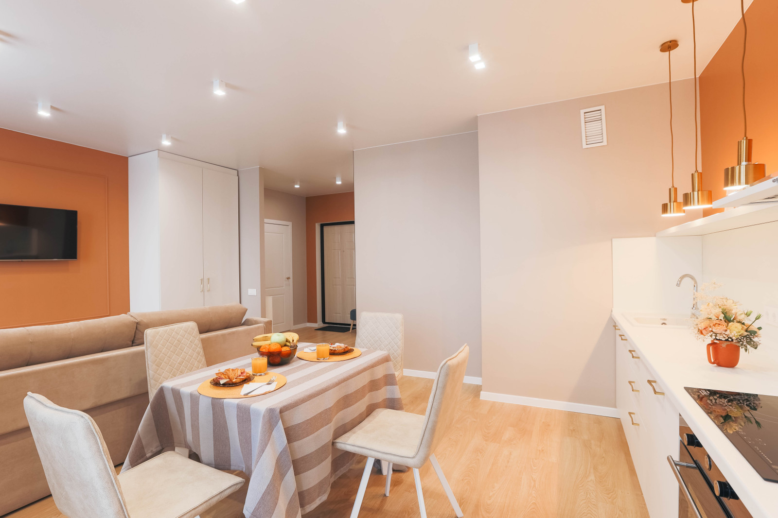 Квартира 2-х комнатная Евро. ЖК Семья